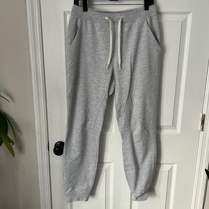 Lululemon joggers size m grey